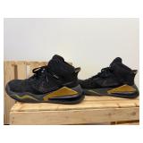 Worn Mens Size US 8.5 Nike Air Jordan Mars 270 Metalic Gold Trim on Black