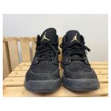 Worn Mens Size US 8.5 Nike Air Jordan Mars 270 Metalic Gold Trim on Black