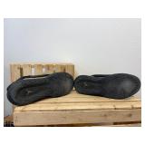 Worn Mens Size US 8.5 Nike Air Jordan Mars 270 Metalic Gold Trim on Black