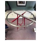 Red Round Clothing Rack