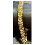 14k Gold and Diamond Tennis Bracelet 7 Inch
