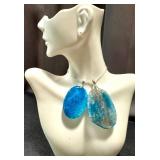 Set of 2 Dyed Dragon Vein Agate Pendants Blue Tones