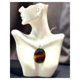 Polished Agate Pendant Necklace, 2.2 Inch Oval