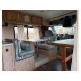 1989 Newport by Cobra RV