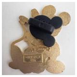 2003 Disney Pin - Mickey Mouse & Pluto Hug (Gold-Tone)