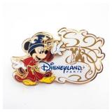 Disneyland Paris Enamel Pin - Mickey Mouse in blue top hat and red robe