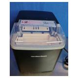 Hamilton Beach Countertop Ice Maker with Easy-Carry Handle.