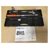 VEVOR Adjustable Click Torque Wrench, 1/2 Inch Drive, 20-160 lbf-ft/27.1-216.8 N.m, Dual-direction and Dual Range Scales, 72-Tooth, ±2% Precision, with Adapter Interchangeable Jaw and Ratchet Head