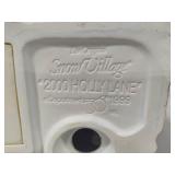 Department 56 "2000 Holly Lane" Original Snow Village (1999)