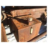 1992 Ford L8000F W/Plow and Sander