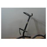 *2* Instrument Stands