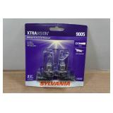 Sylvania XtraVision 9005 Headlight Bulbs