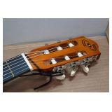 Pyle Classical Acoustic Guitar