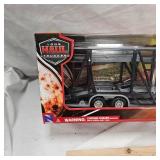 Long Haul Truckers as new 1:32 Truck in Trailer
