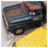 Tonka Farms Farm Truck and 3 Tonka Jeep Cherokees