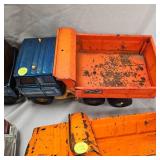 4-Ertl Auto Dump Dumptrucks