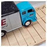 1995 Ertl Collectibles #2718 Ace Hardware Truck