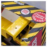 Tonka #3901 Like New Dump Truck, box is tattered