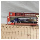 NFL Upperdexxk Die Cast MN Vikings Transport, as new