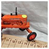 Allis Chalmers WD-45 1/16 Scale Tractor