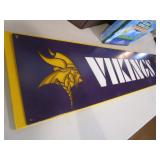 Mn Vikings Sign & Inflatable