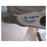 Doves, Lenox, Plateaus