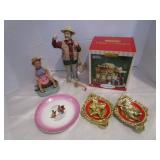 Lighted House, Figures, Plaques