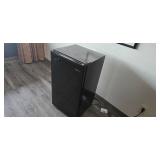 Avanti Mini Fridge with Freezer and a dimension of 19"L x 18"W x 24"H