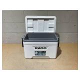 Igloo 25 QT Marine Hard Sided Cooler, White