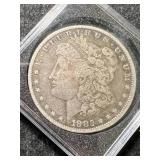 1989 CANADIAN MAPLE LEAF 1 TROY OZ .9999 FINE SILVER IN CASE