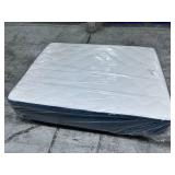 Beautyrest Platinum BackCare 3X 14" Queen Mattress - MRSP $1,299.00 - No Reserve!