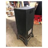 Masterbuilt 30 in. Dual Fuel Propane Gas and Charcoal Smoker in Black, 731 sq. in. of Cooking Space  Damaged Mising Piece Customer Returns See Pictures