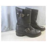 (CS) Pair of Harley Davidson Boots ...
