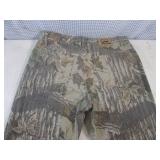 (CS) Pair of Duxbak Camo Pants Size...