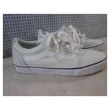 (CSB) Pair of Vans Off The Wall Sne...