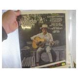 (EC1) Assortment of Sleeved and Boa...