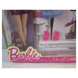 (BSB) Barbie Doll and Fashion Gift ...