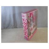(BSB) Barbie Doll and Fashion Gift ...