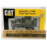 Vintage ERTL Caterpillar 2-Ton 1/16th Scale Opened Original Box