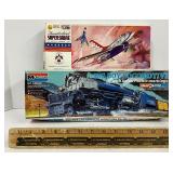 Monogram Snap Tite HO Gauge Big Boy Locomotive Model and Super Sabre Thunderbird 1/72 Scale