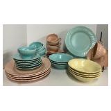 Franciscan Coronado Swirl Dinnerware Lot