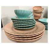 Franciscan Coronado Swirl Dinnerware Lot