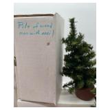 Department 56 The Heritage Collection Accessories and Trees Lot of 5