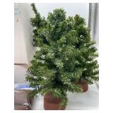 Department 56 The Heritage Collection Accessories and Trees Lot of 5