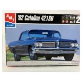 AMT/ERTL 1/25 scale model kit of a 1962 Pontiac Catalina 421 SD
