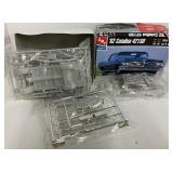 AMT/ERTL 1/25 scale model kit of a 1962 Pontiac Catalina 421 SD