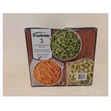 NEW IRUDEAU PORCELAIN SERVING BOWL SET 3PK.