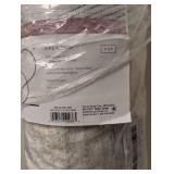 NEW PROJECT 62 AREA RUG (5’x7’) CREAM LINE GEO