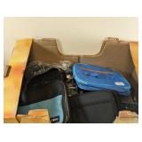 NEW ASSORTED LUNCH AND CARRYING BAGS