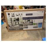 NEW TRESANTI  ADJUSTABLE HEIGHT DESK